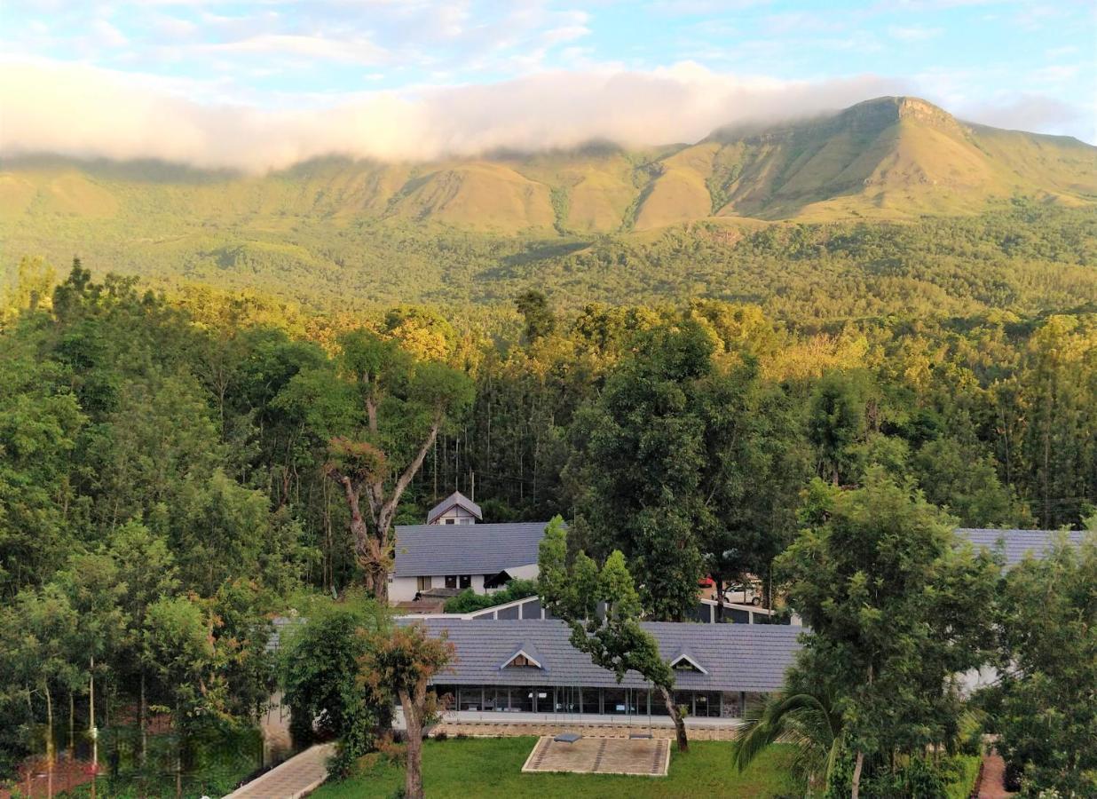 The Blossom Resort - Chikmagalūr Eksteriør billede